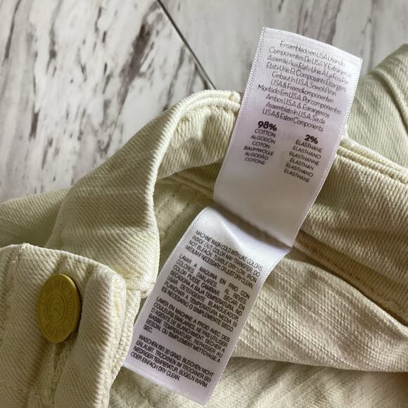 MOTHER Straight Patch Pocket Ankle Fray Jeans, Size 28, Butter Yellow Fall Denim - Picture 15 of 16